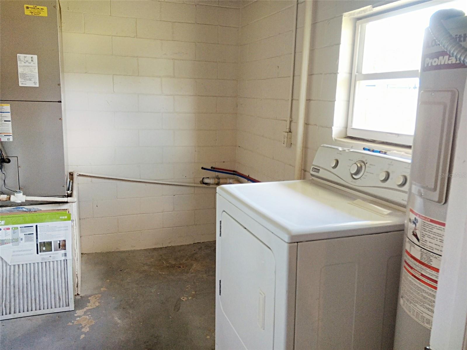 Image 17 of 27 For 602 Spring Garden Avenue