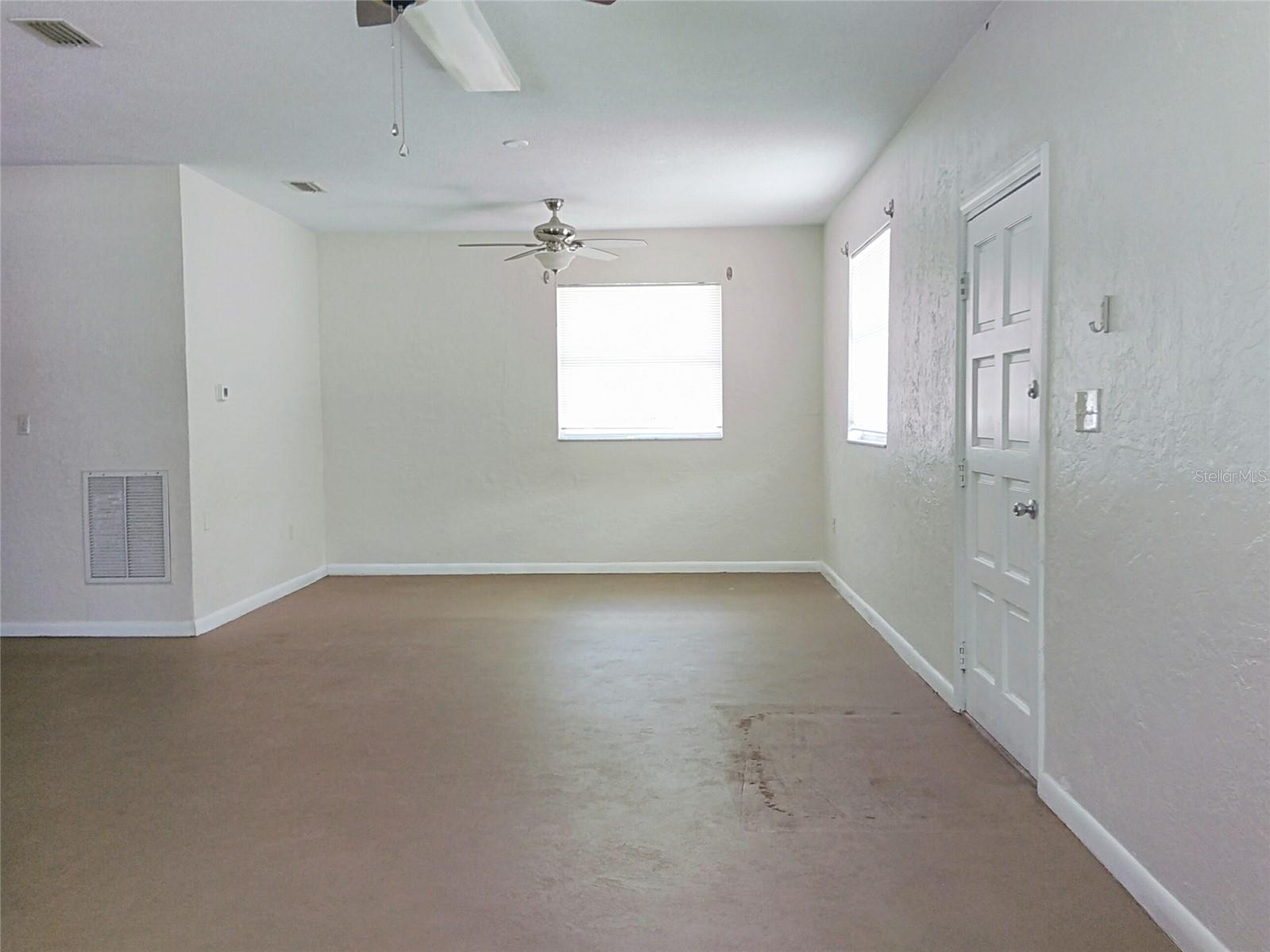Image 19 of 27 For 602 Spring Garden Avenue