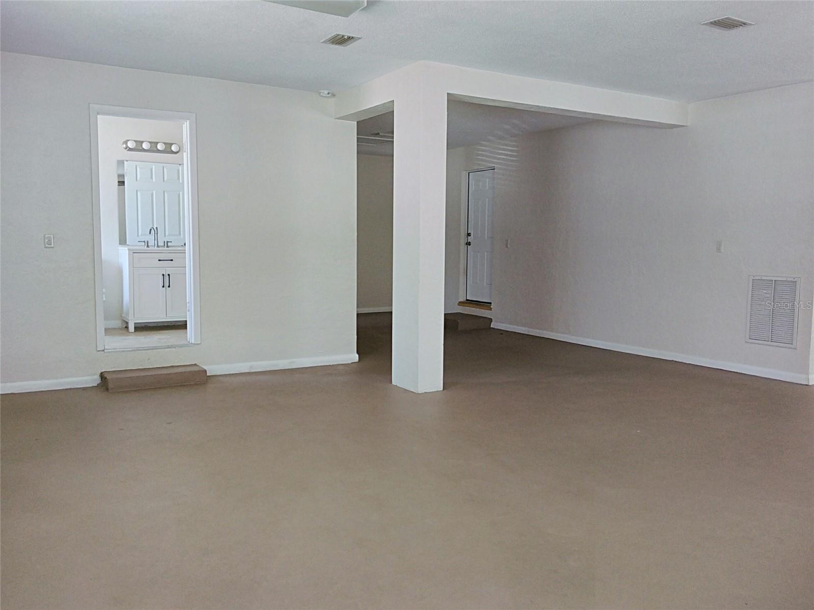 Image 21 of 27 For 602 Spring Garden Avenue