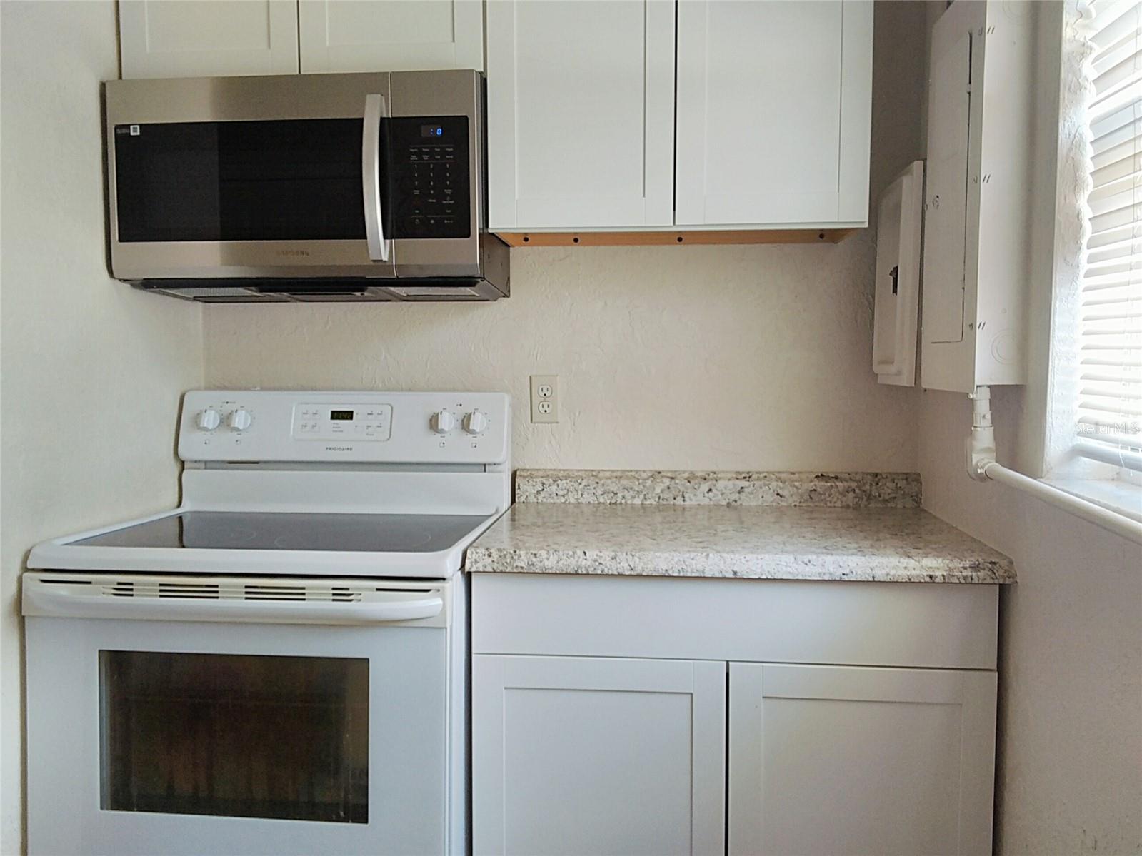 Image 22 of 27 For 602 Spring Garden Avenue