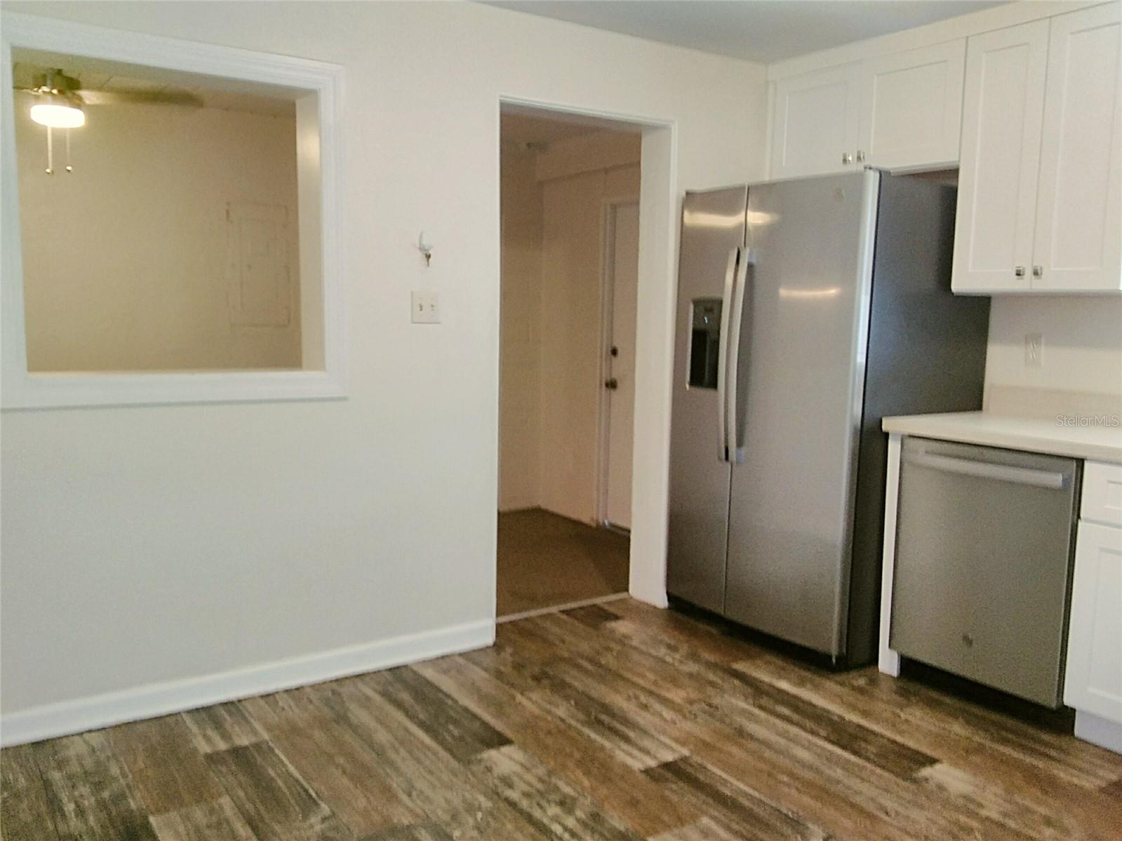 Image 6 of 27 For 602 Spring Garden Avenue