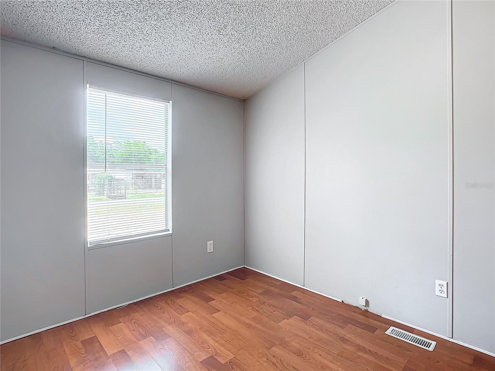 Image 13 of 46 For 24848 Drive No 1