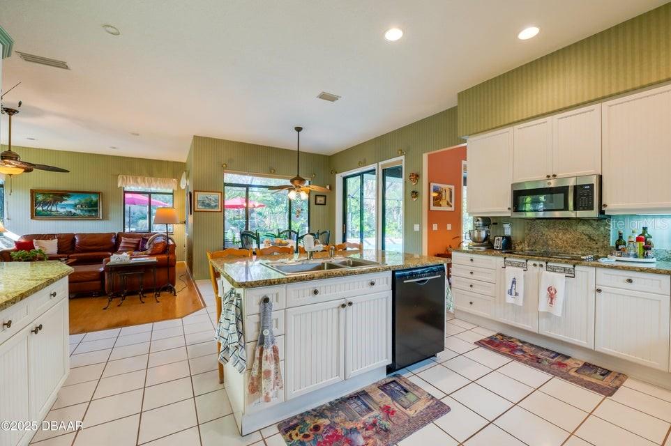 Image 11 of 36 For 11 Forest View Way