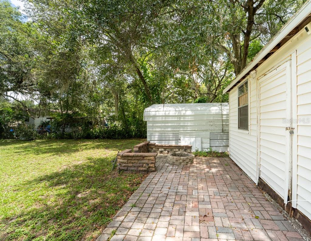 Image 32 of 39 For 172 Robinhood Drive