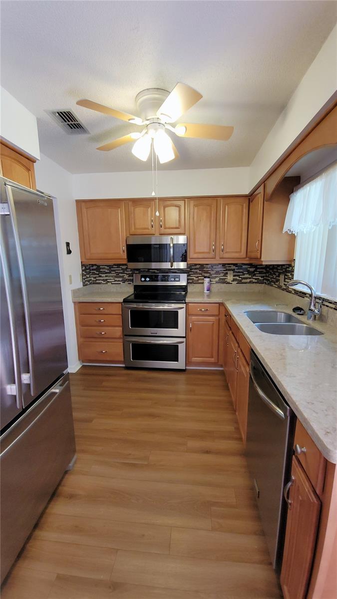 Image 6 of 28 For 101 Grand Plaza Dr  H6