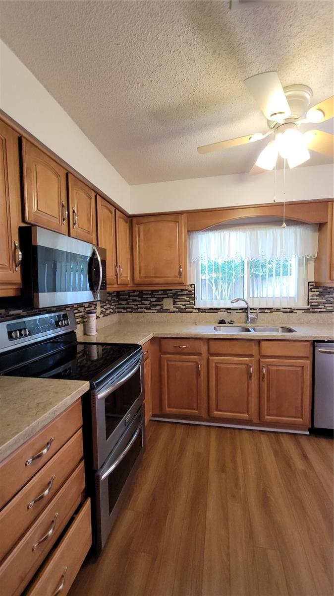 Image 7 of 28 For 101 Grand Plaza Dr  H6