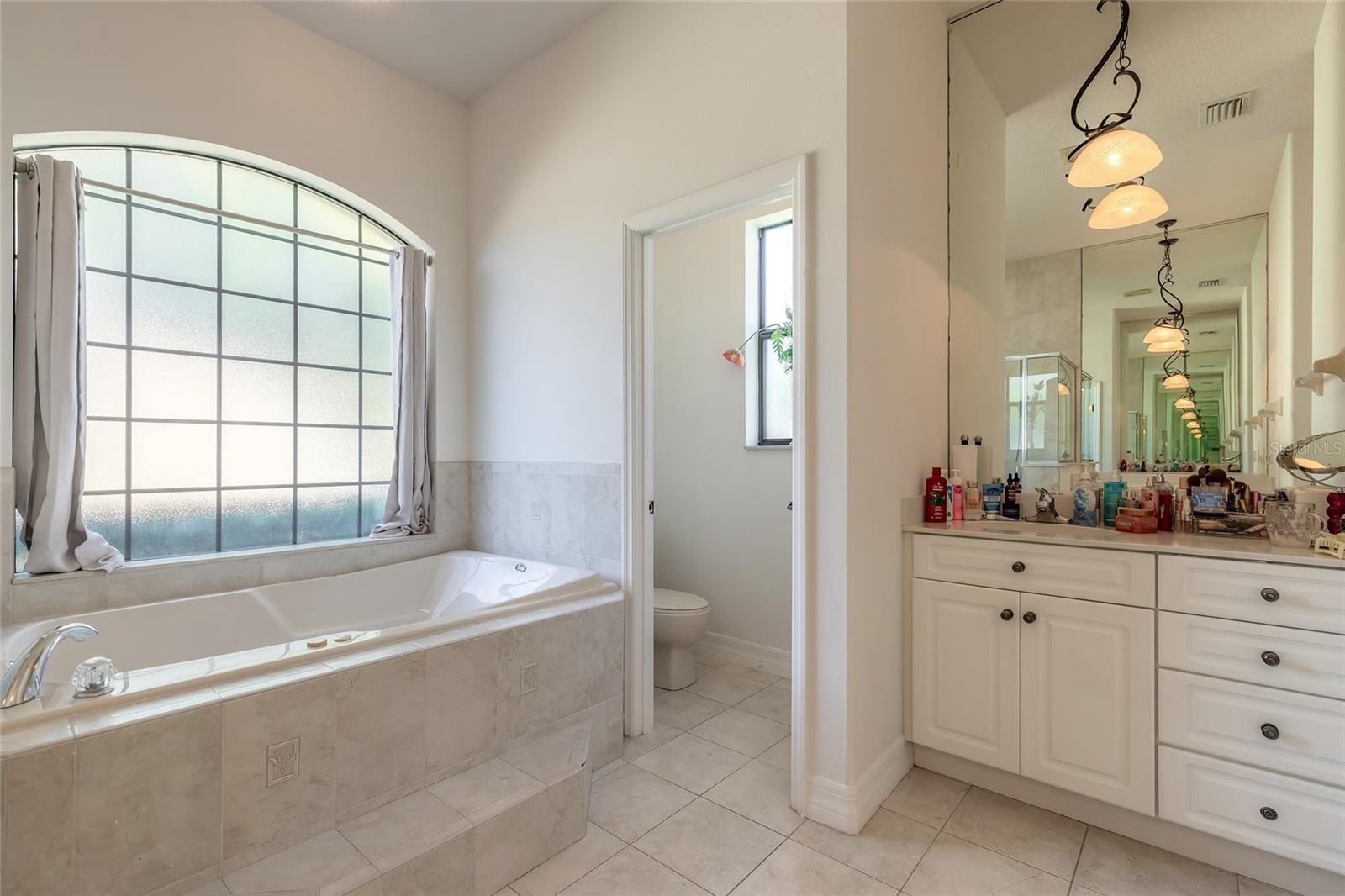 Image 30 of 52 For 82 Lancelot Drive