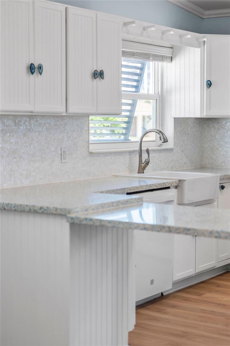 Image 16 of 51 For 108 Essex Drive