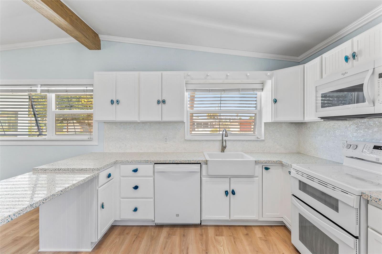 Image 19 of 51 For 108 Essex Drive