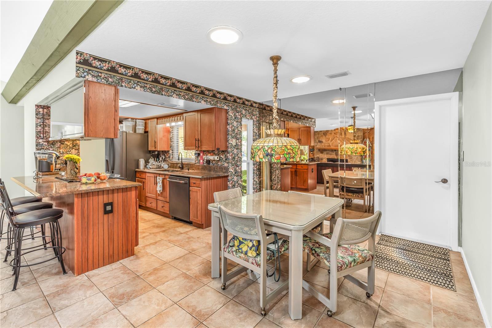 Image 10 of 29 For 1221 Arden Street