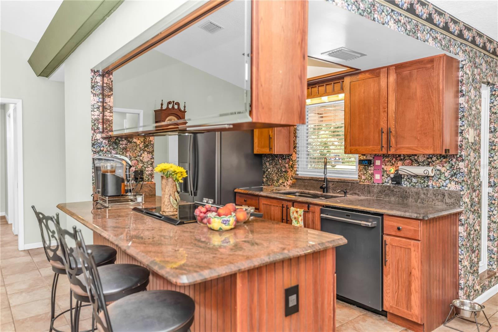 Image 12 of 29 For 1221 Arden Street