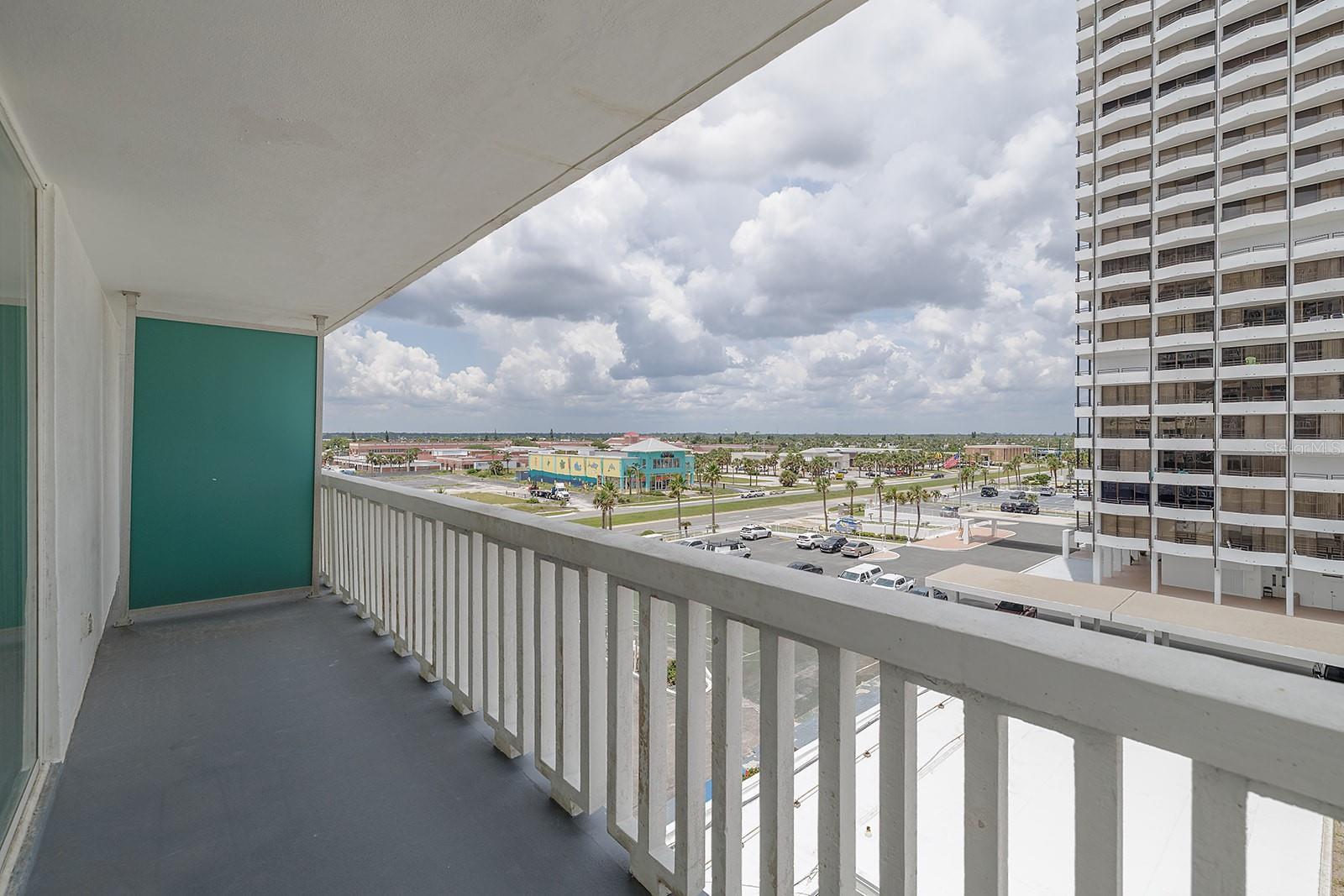 Image 16 of 18 For 2800 Atlantic Avenue 511