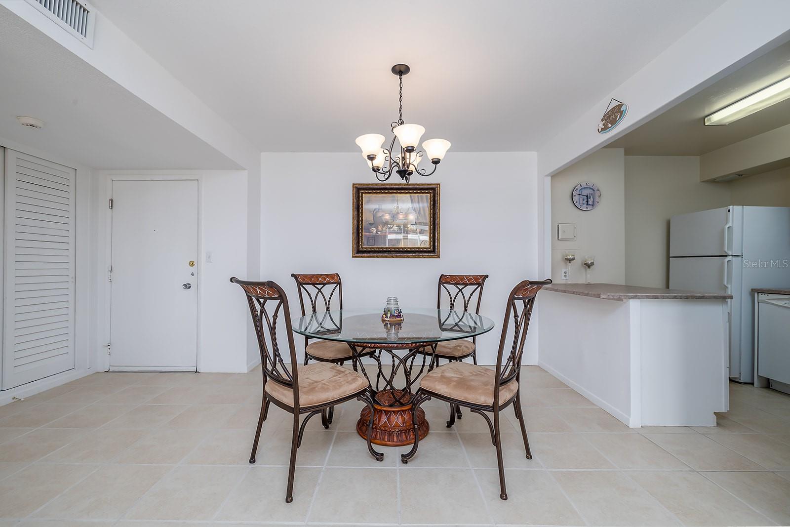 Image 7 of 18 For 2800 Atlantic Avenue 511