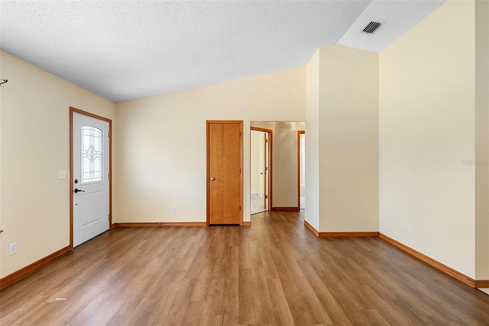 Image 26 of 53 For 1150 Orangewood Avenue