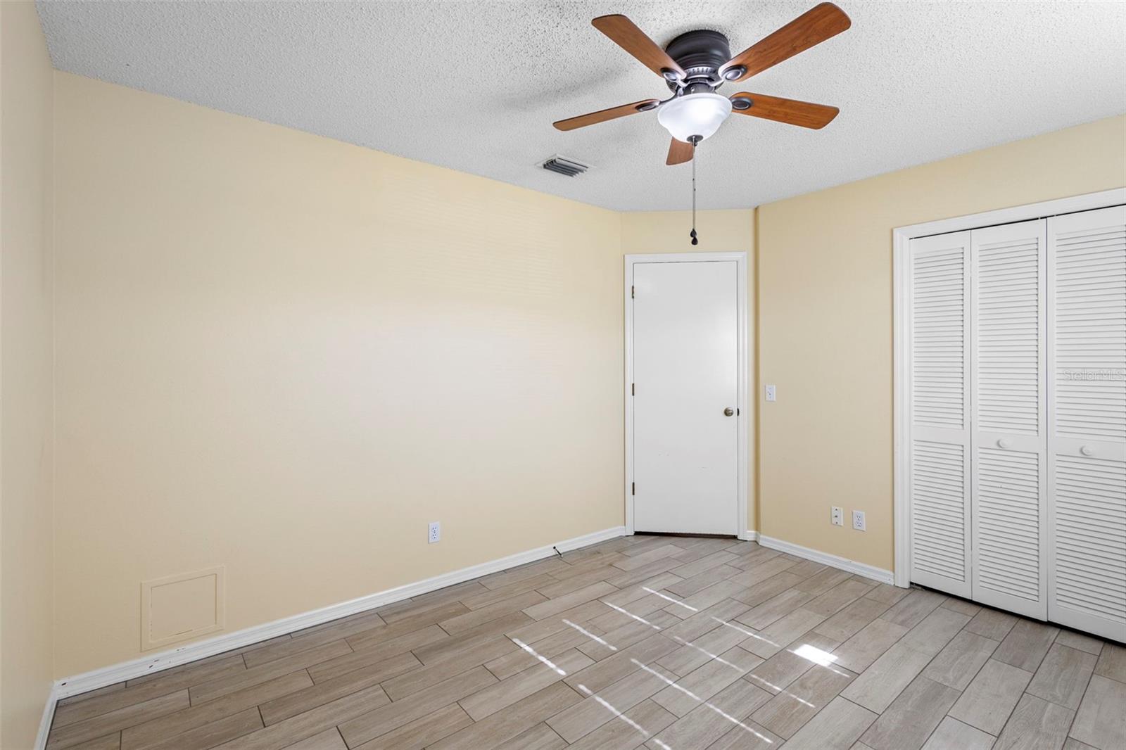 Image 36 of 53 For 1150 Orangewood Avenue