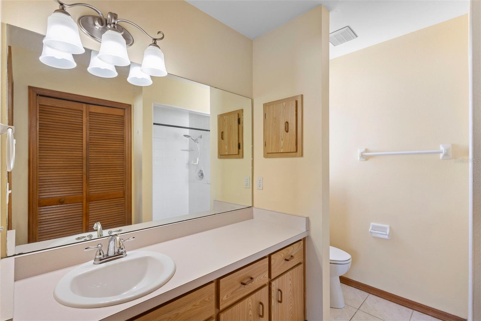 Image 41 of 53 For 1150 Orangewood Avenue