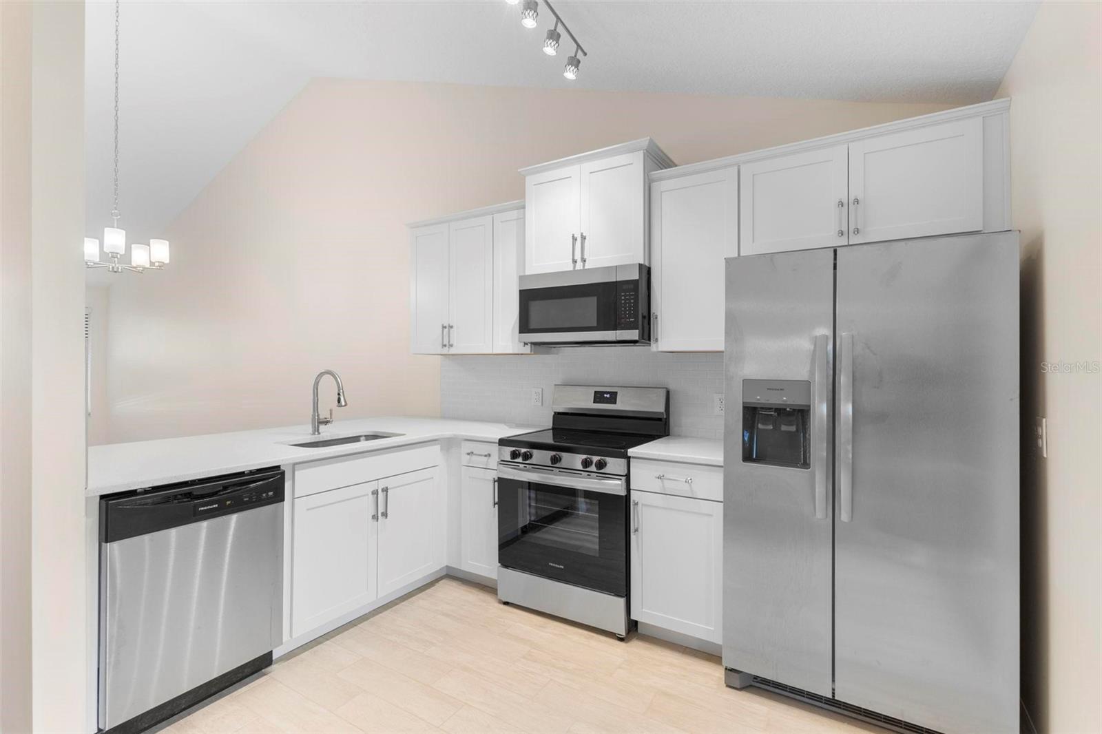 Image 10 of 27 For 3558 Forest Branch Drive B
