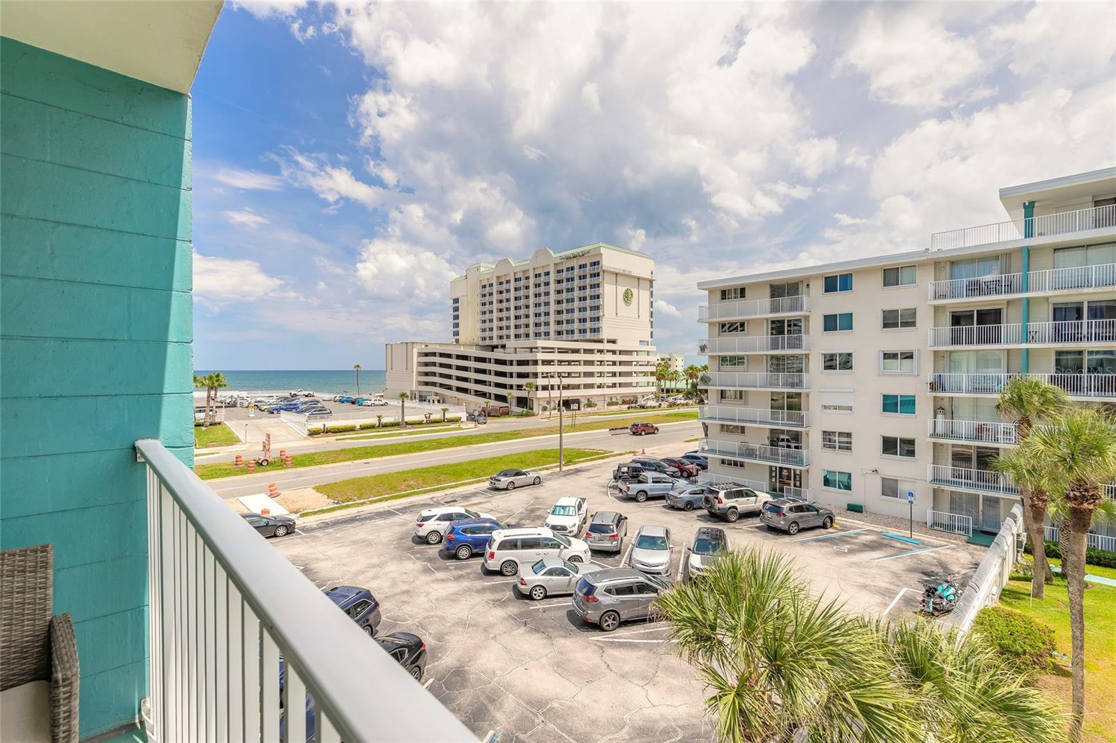 Image 15 of 19 For 2727 Atlantic Avenue 4190
