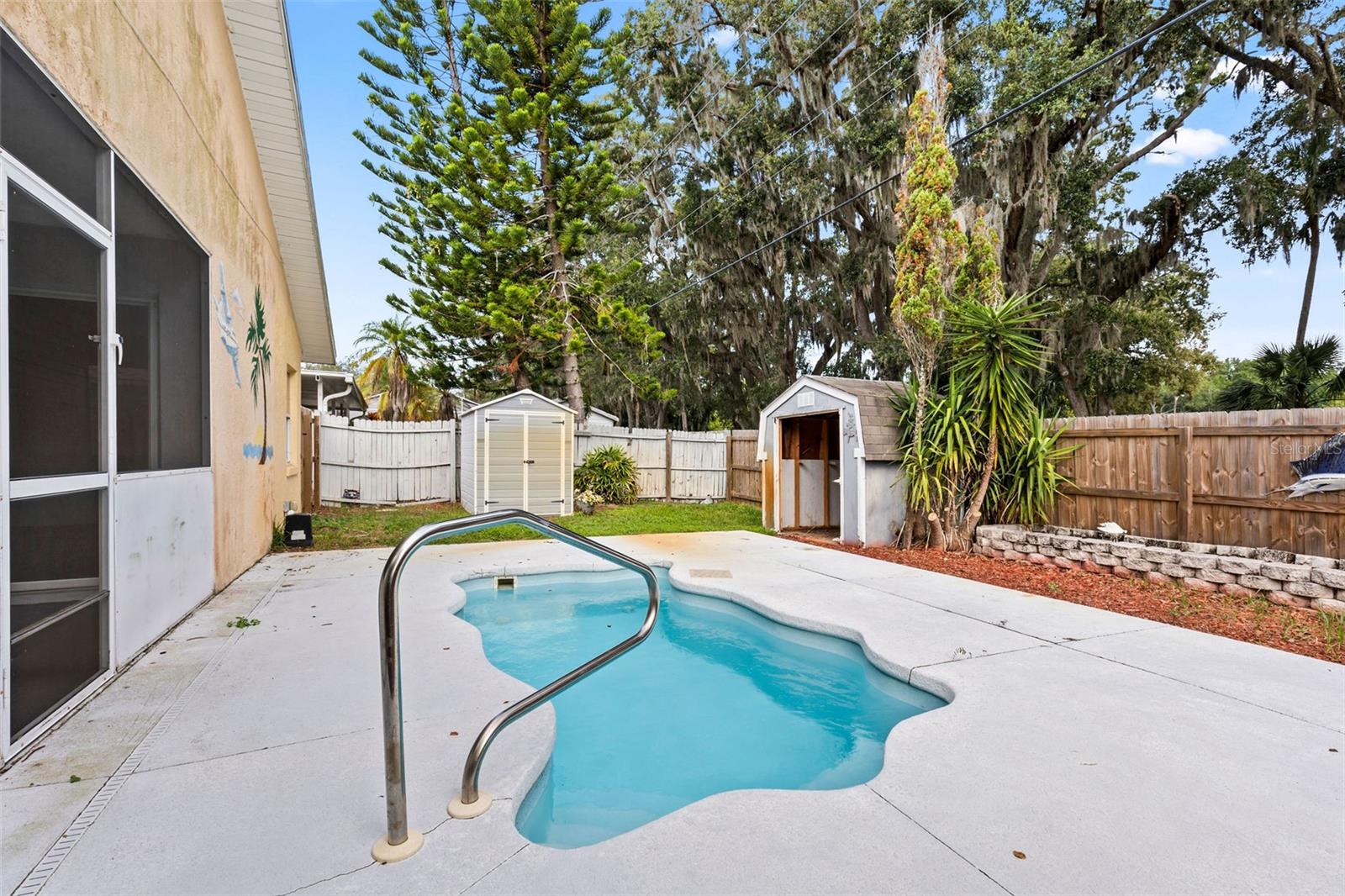 Image 39 of 42 For 1037 Deer Springs Road