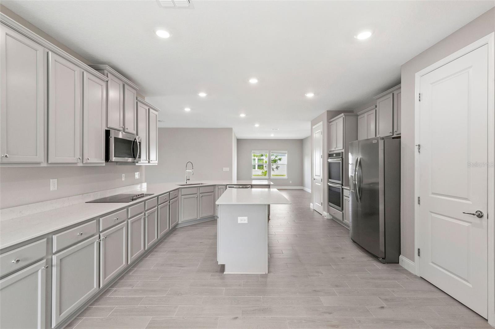 Image 10 of 52 For 4155 Clifden Drive
