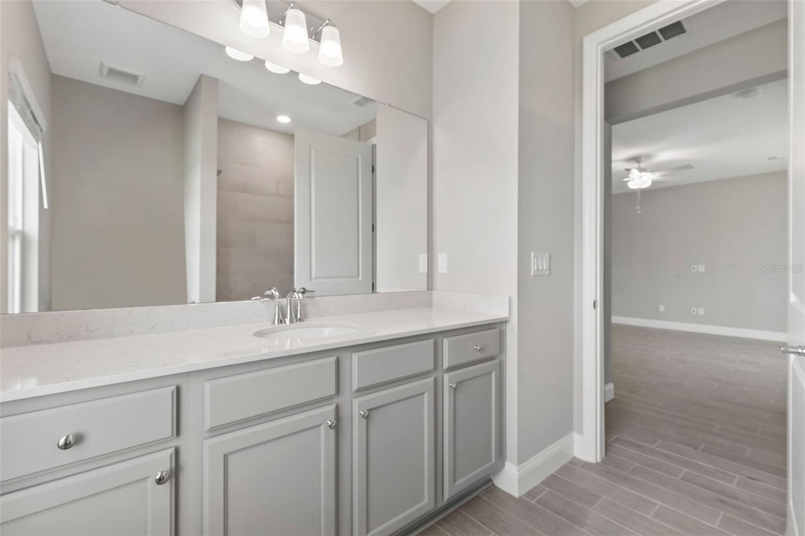 Image 31 of 52 For 4155 Clifden Drive