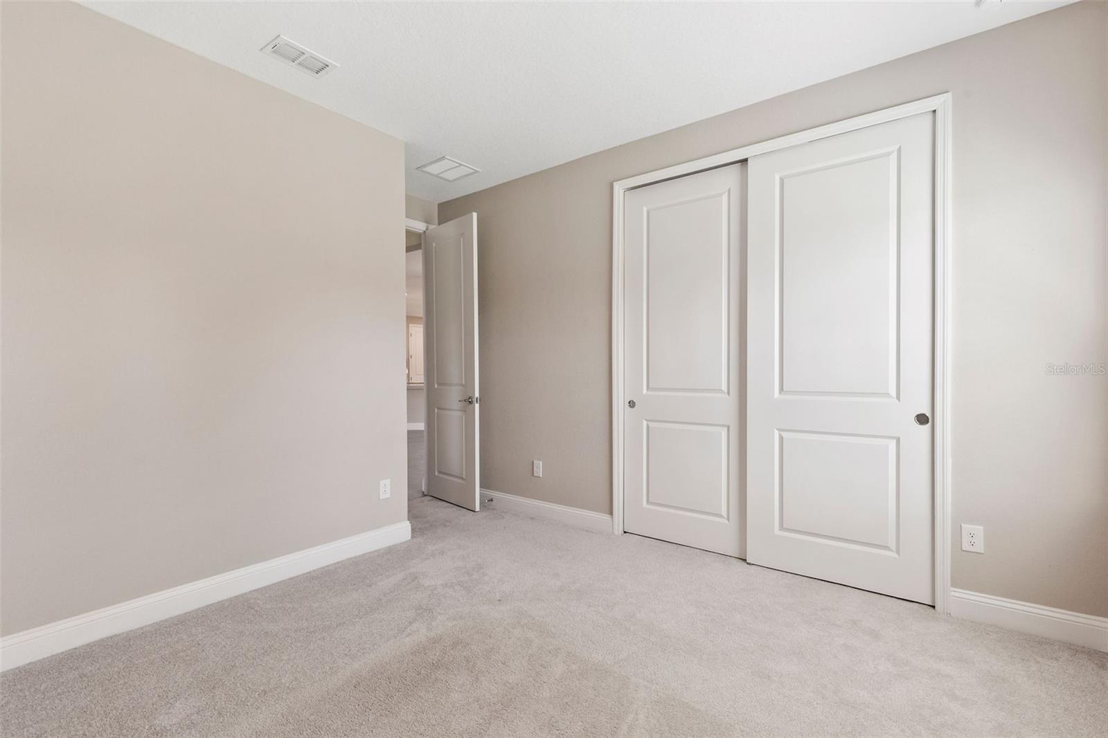 Image 33 of 52 For 4155 Clifden Drive