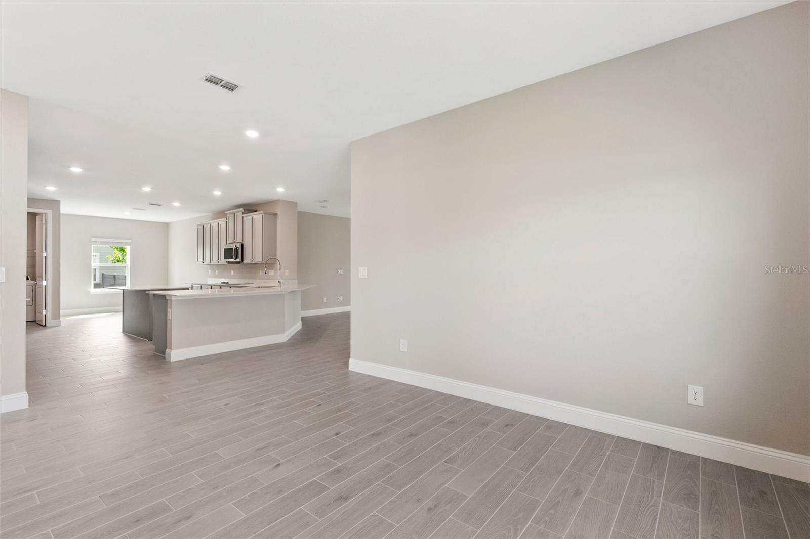 Image 6 of 52 For 4155 Clifden Drive