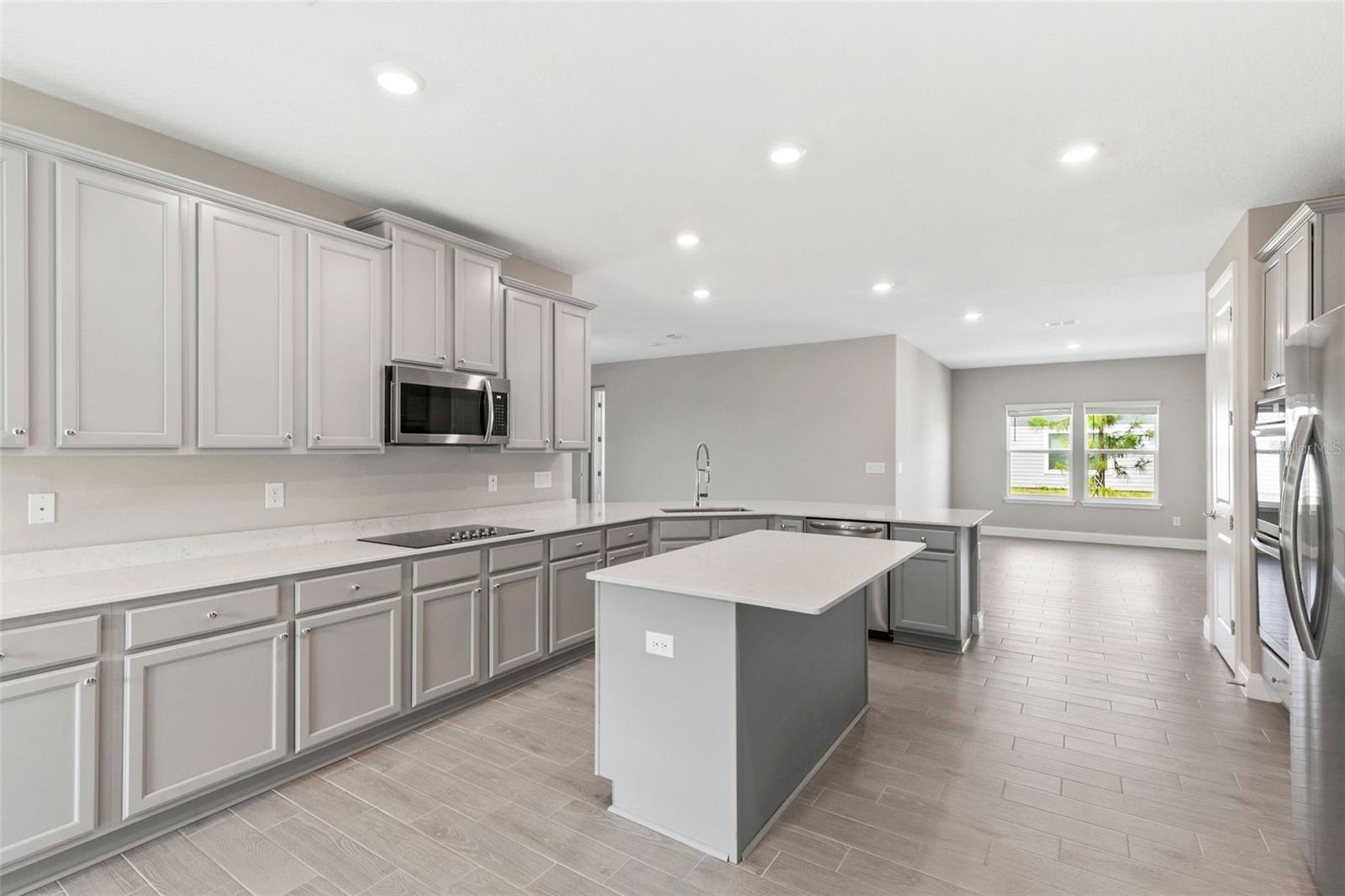 Image 9 of 52 For 4155 Clifden Drive
