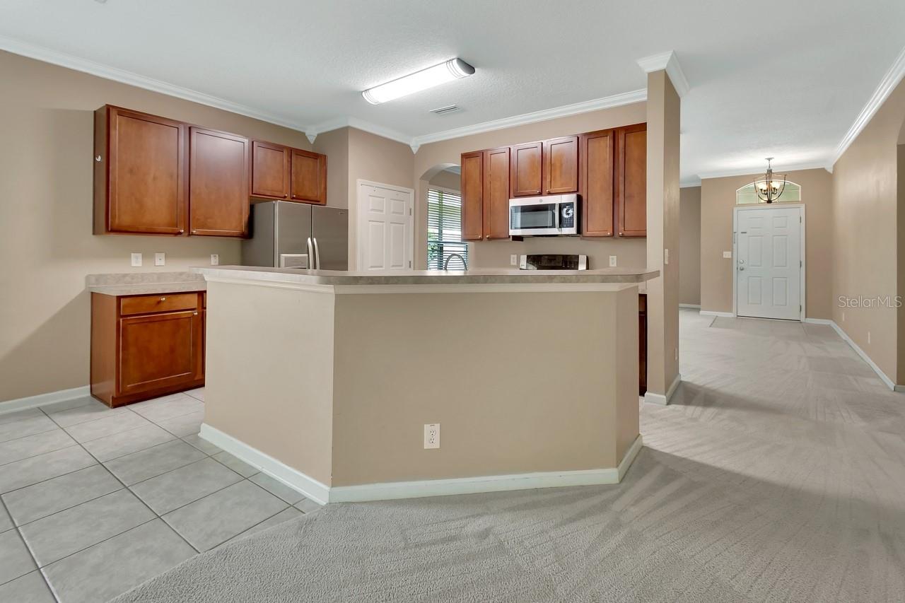 Image 13 of 57 For 615 Ravenshill Way