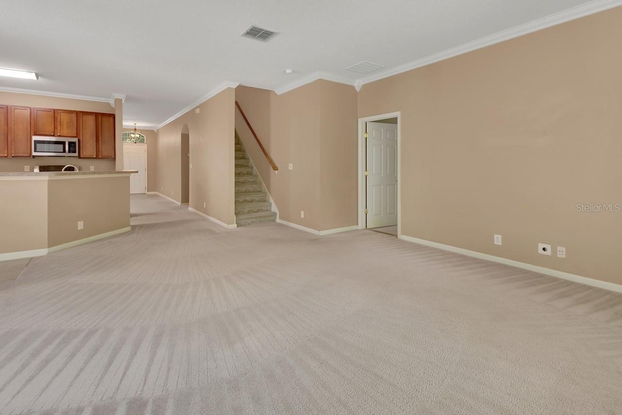 Image 16 of 57 For 615 Ravenshill Way