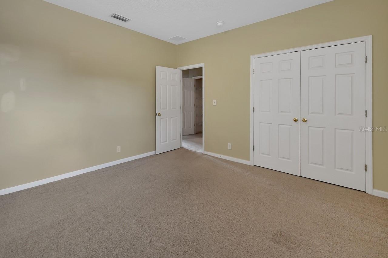 Image 27 of 57 For 615 Ravenshill Way