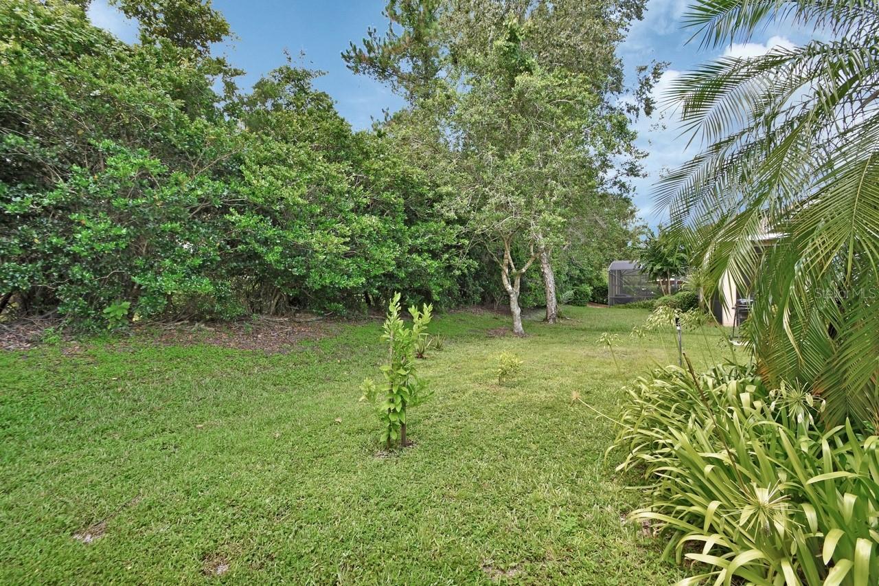 Image 39 of 57 For 615 Ravenshill Way