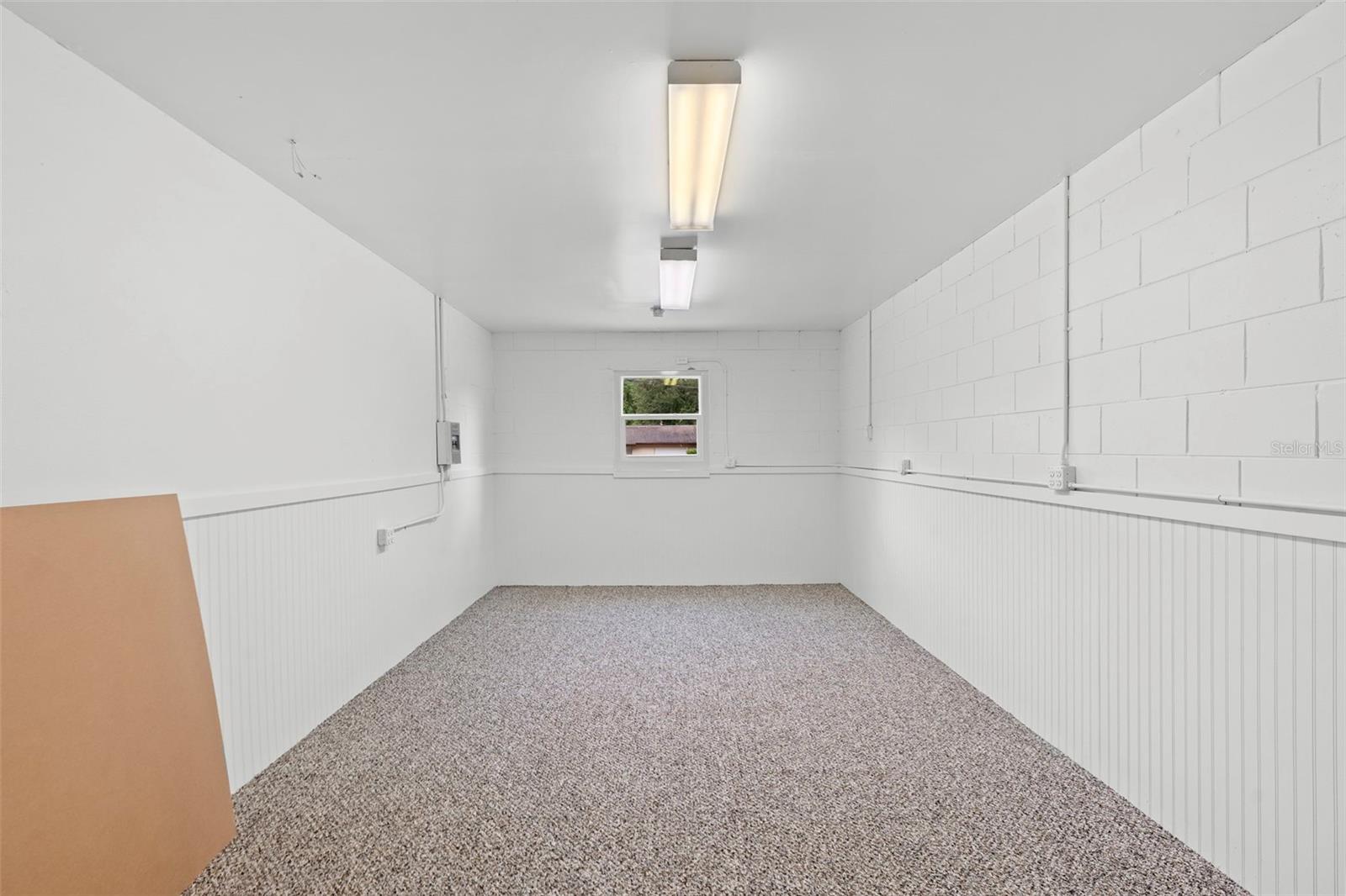 Image 10 of 34 For 1940 Tanglewood Drive