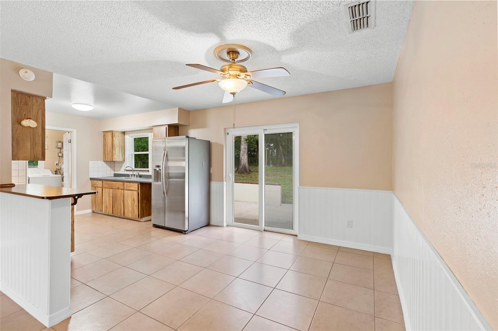 Image 3 of 34 For 1940 Tanglewood Drive