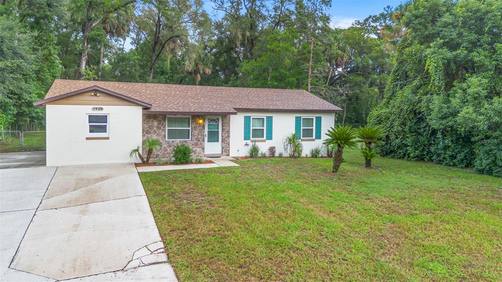 Image 34 of 34 For 1940 Tanglewood Drive