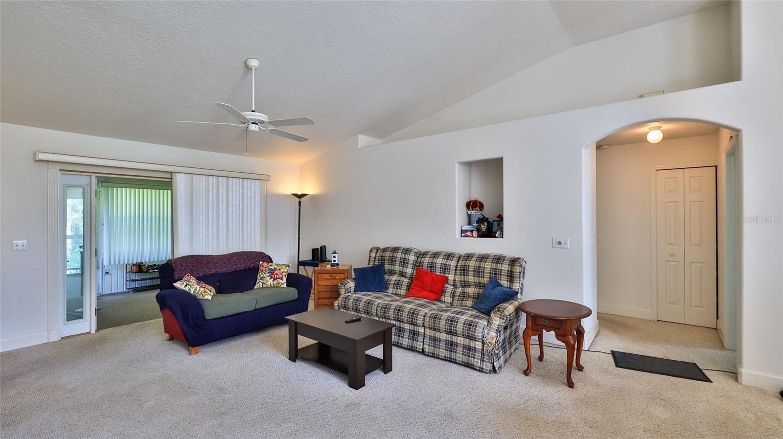 Image 6 of 30 For 761 Tumblebrook Drive