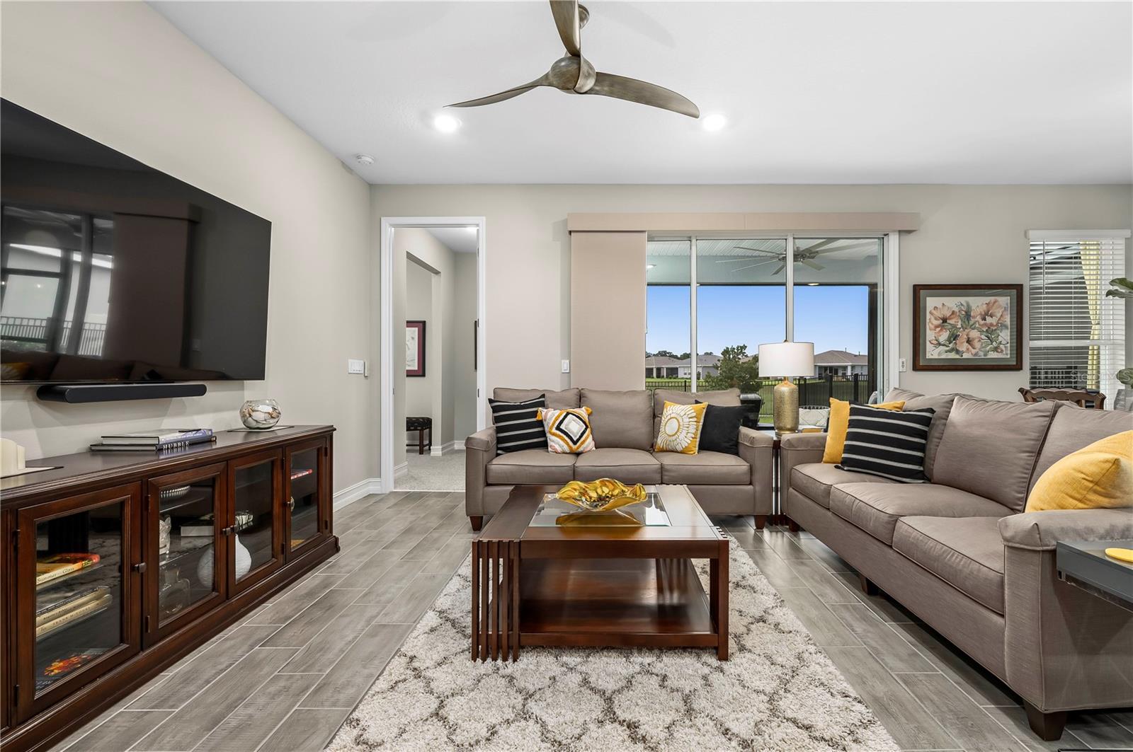 Image 9 of 65 For 4359 54th Terrace