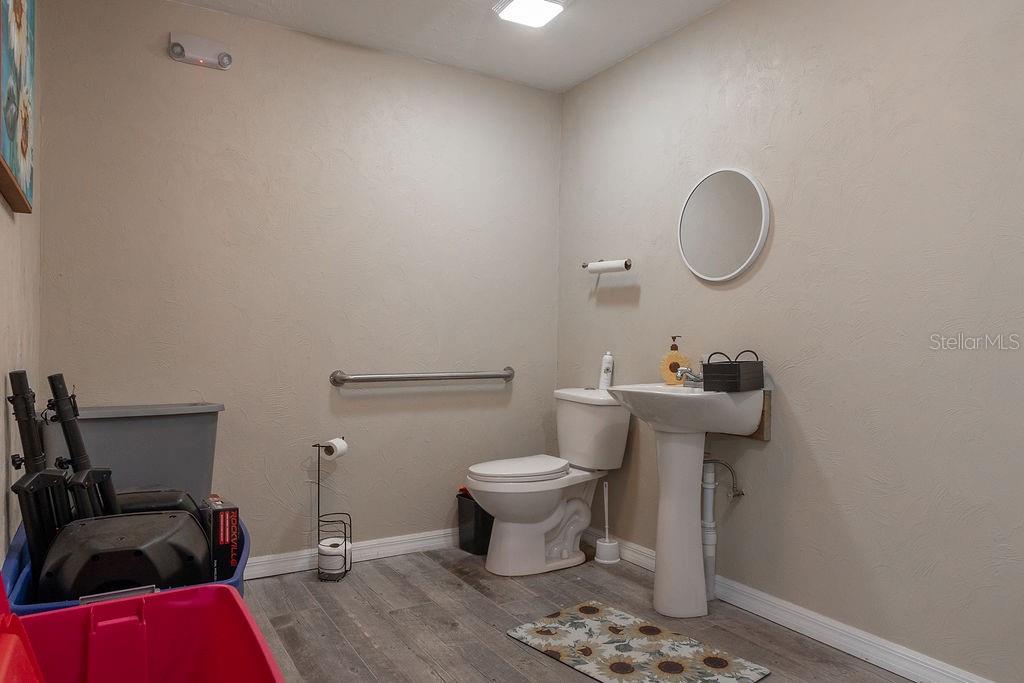 Image 9 of 16 For 209 Florida Avenue