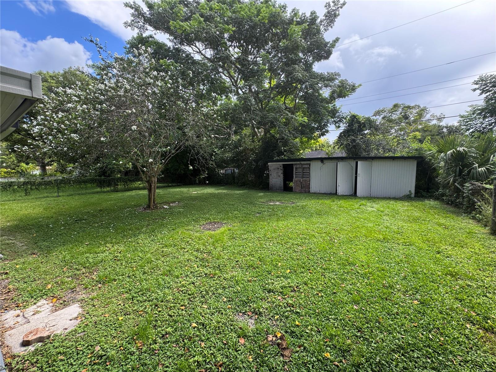 Image 3 of 24 For 143 Country Club Circle