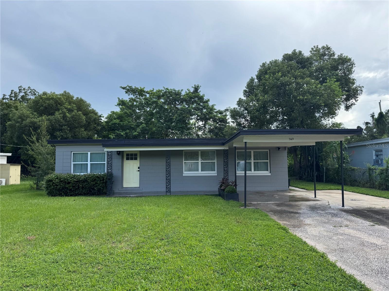 Image 4 of 24 For 143 Country Club Circle