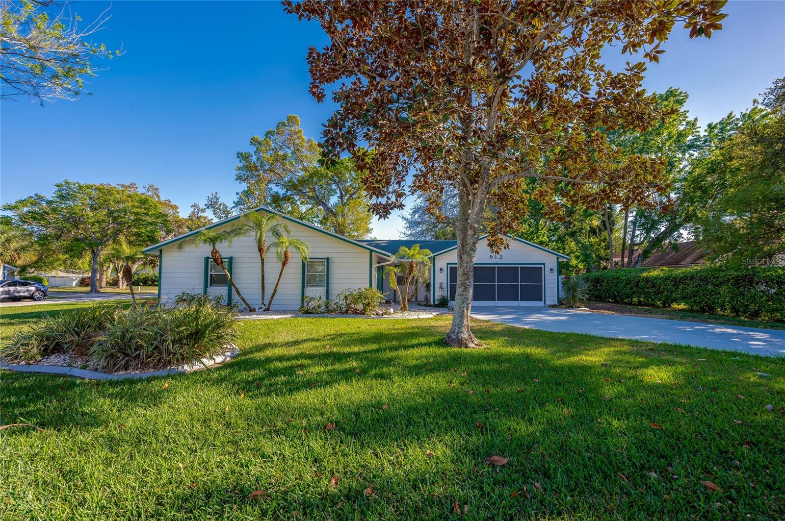 Image 2 of 46 For 912 Tree Garden Drive
