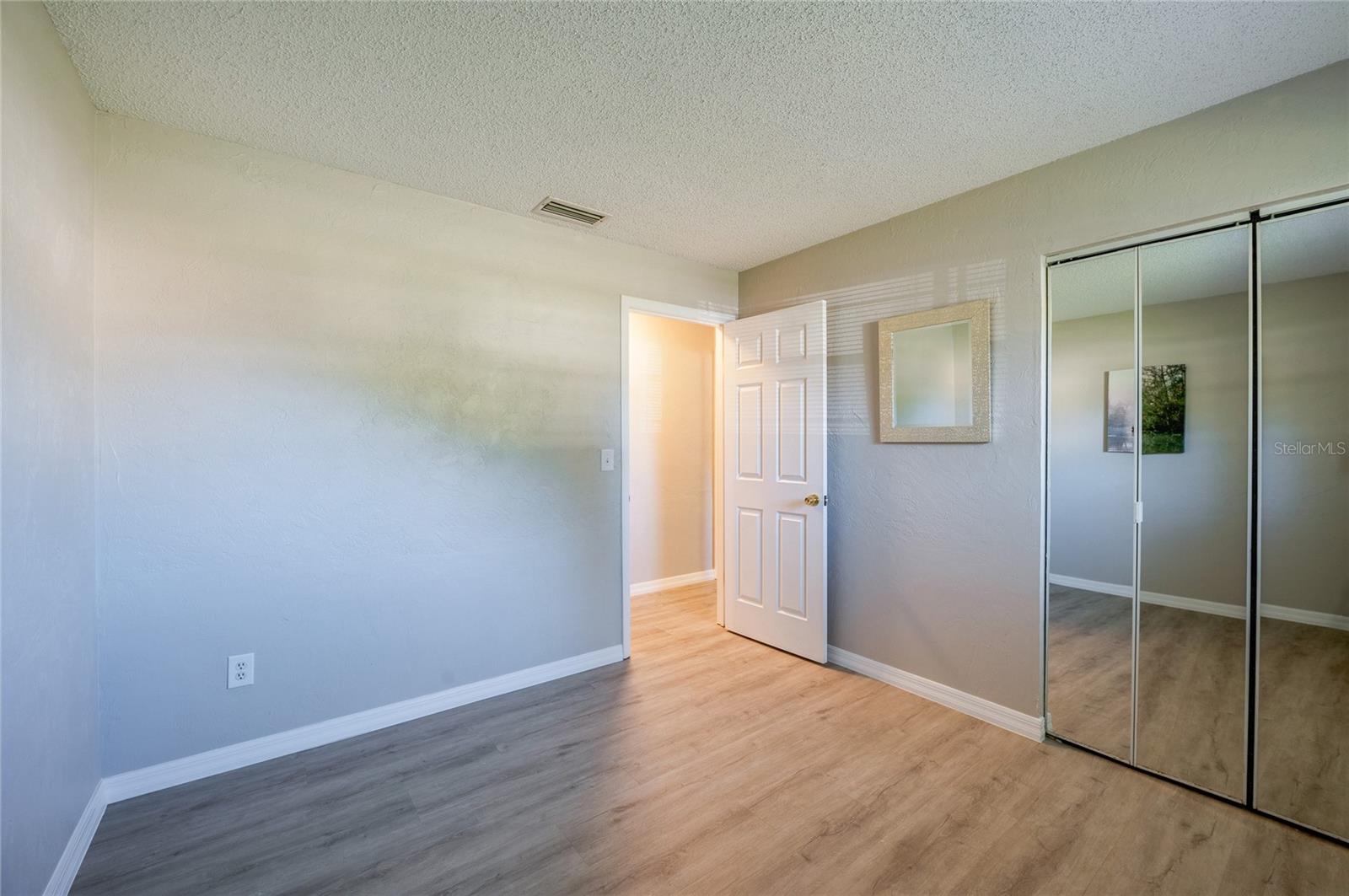 Image 31 of 46 For 912 Tree Garden Drive