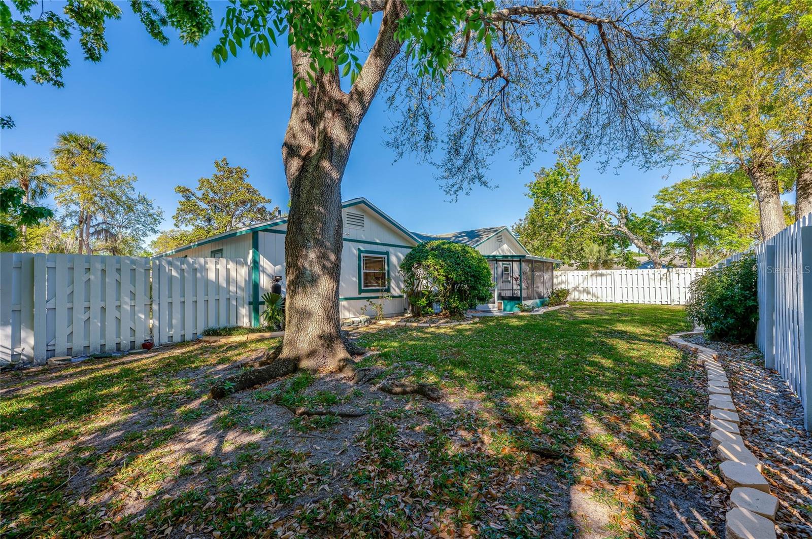 Image 38 of 46 For 912 Tree Garden Drive