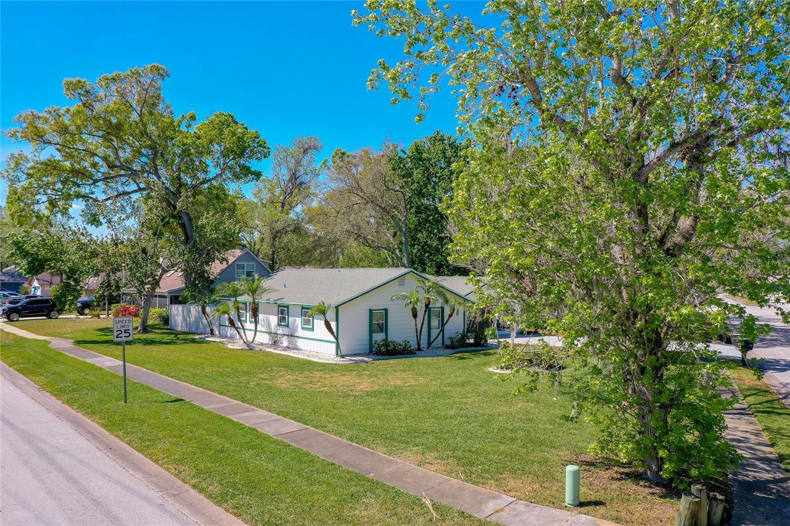 Image 40 of 46 For 912 Tree Garden Drive