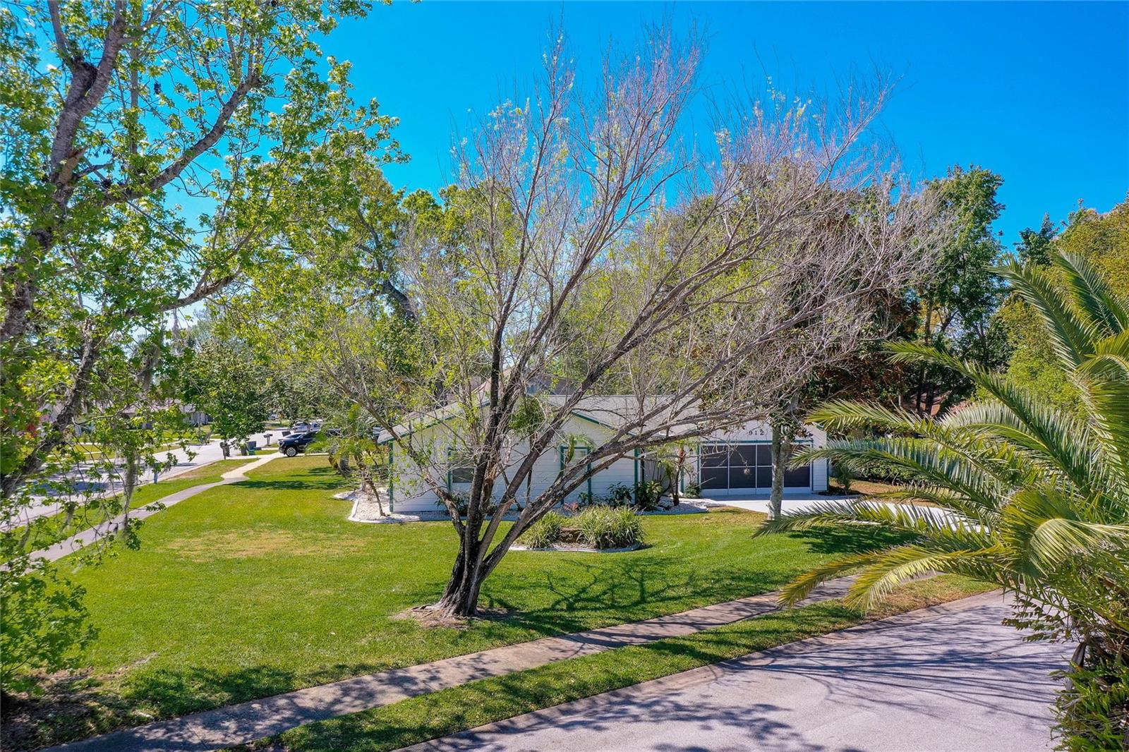 Image 41 of 46 For 912 Tree Garden Drive