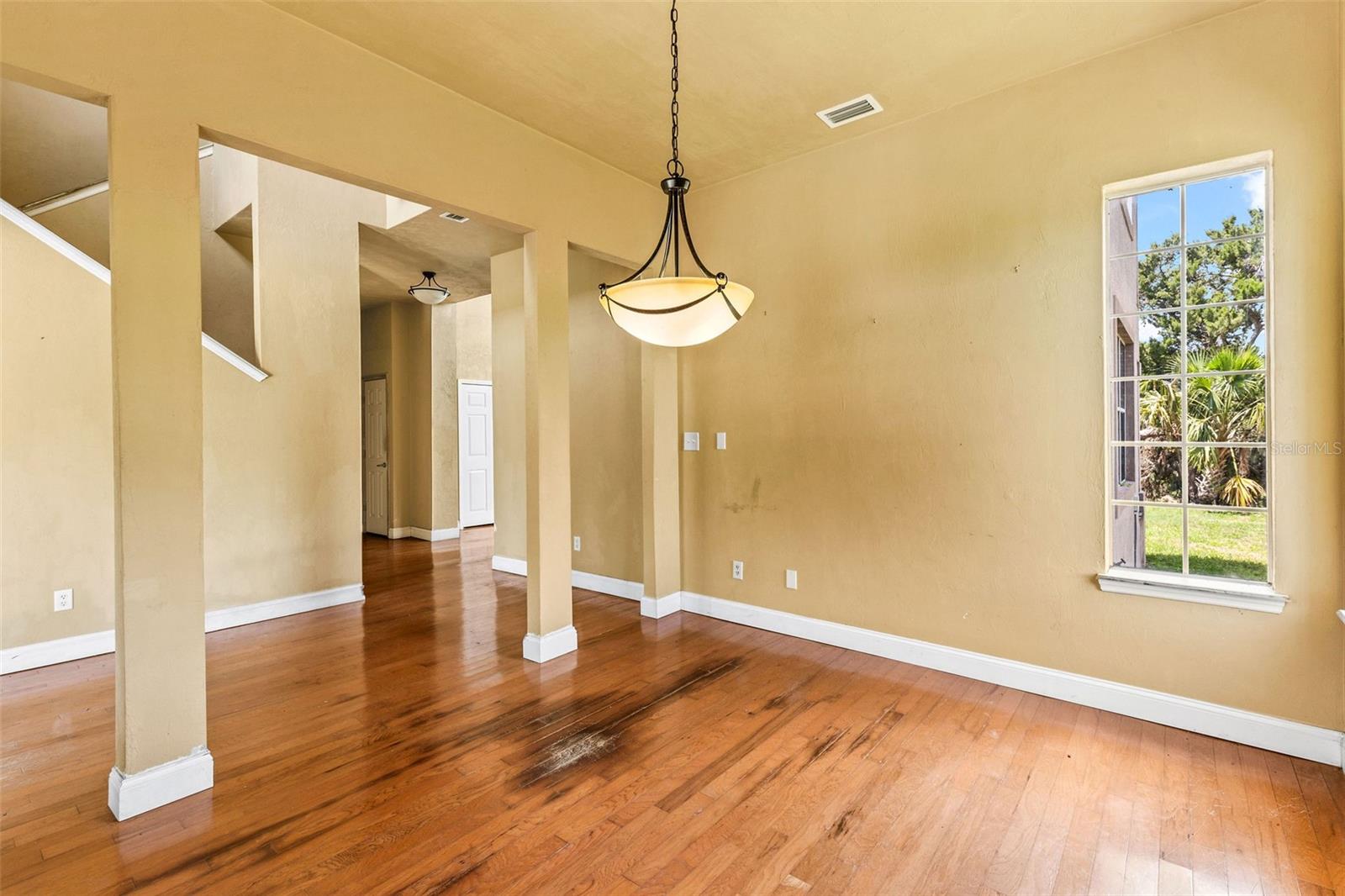 Image 4 of 80 For 530 West Street