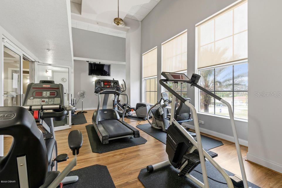 Image 37 of 44 For 2300 Atlantic Avenue 1402