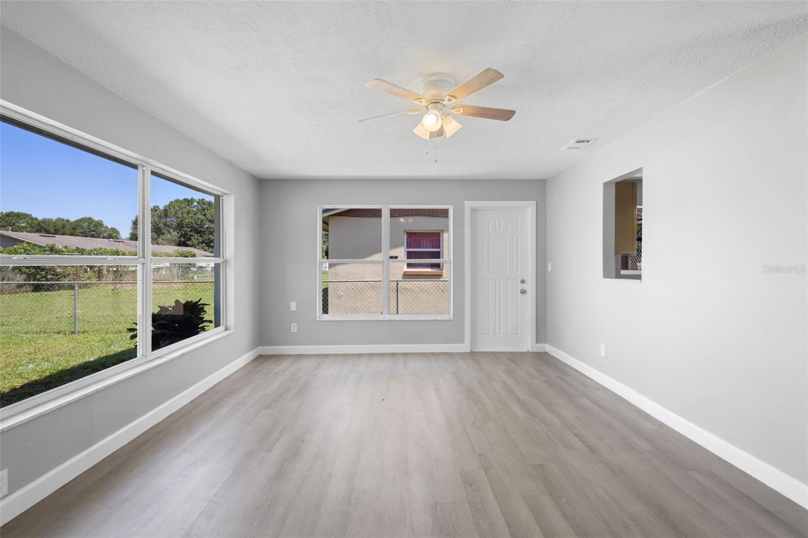 Image 15 of 30 For 1732 Ravenall Avenue