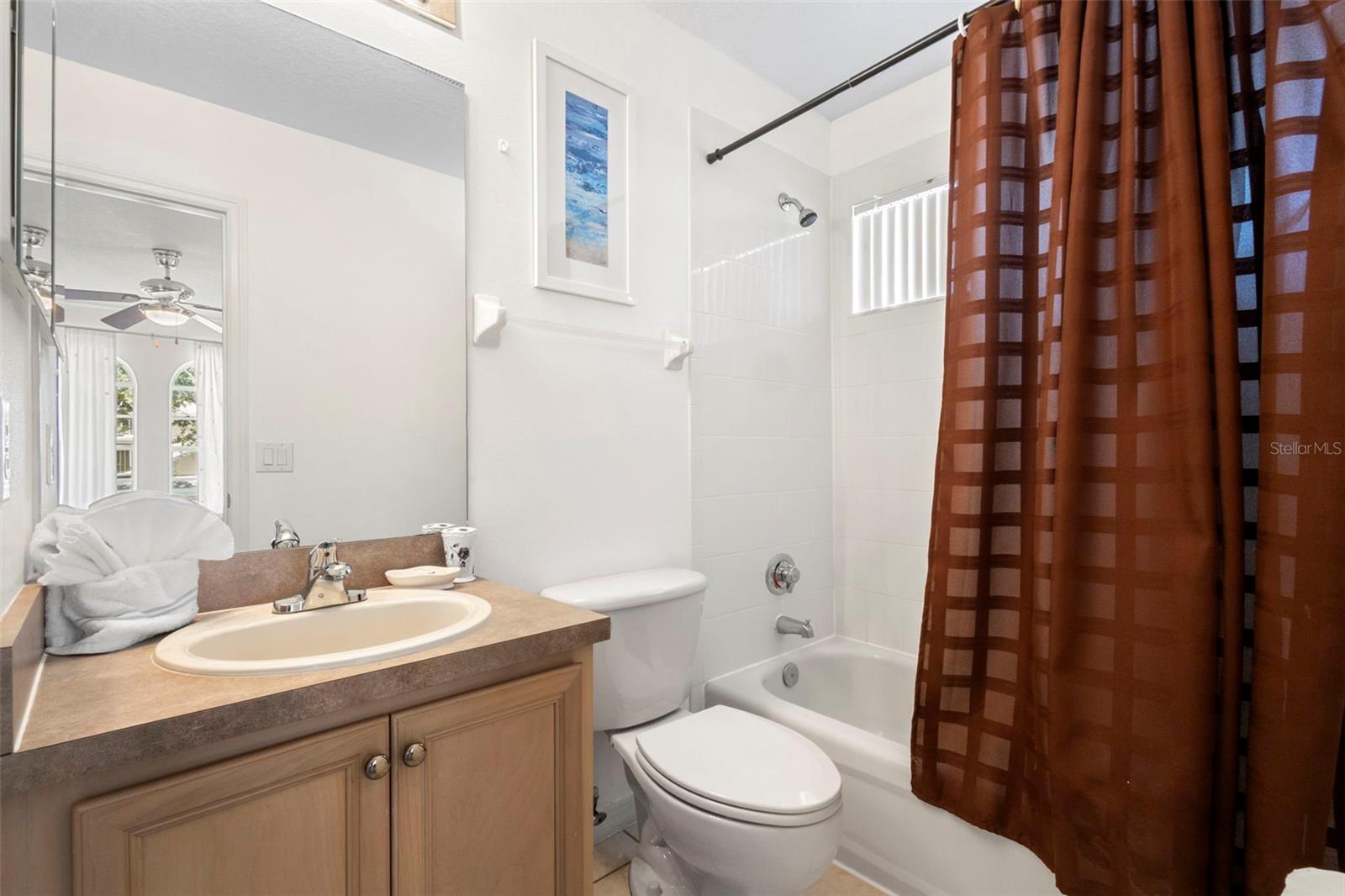Image 34 of 56 For 253 Calabay Parc Boulevard