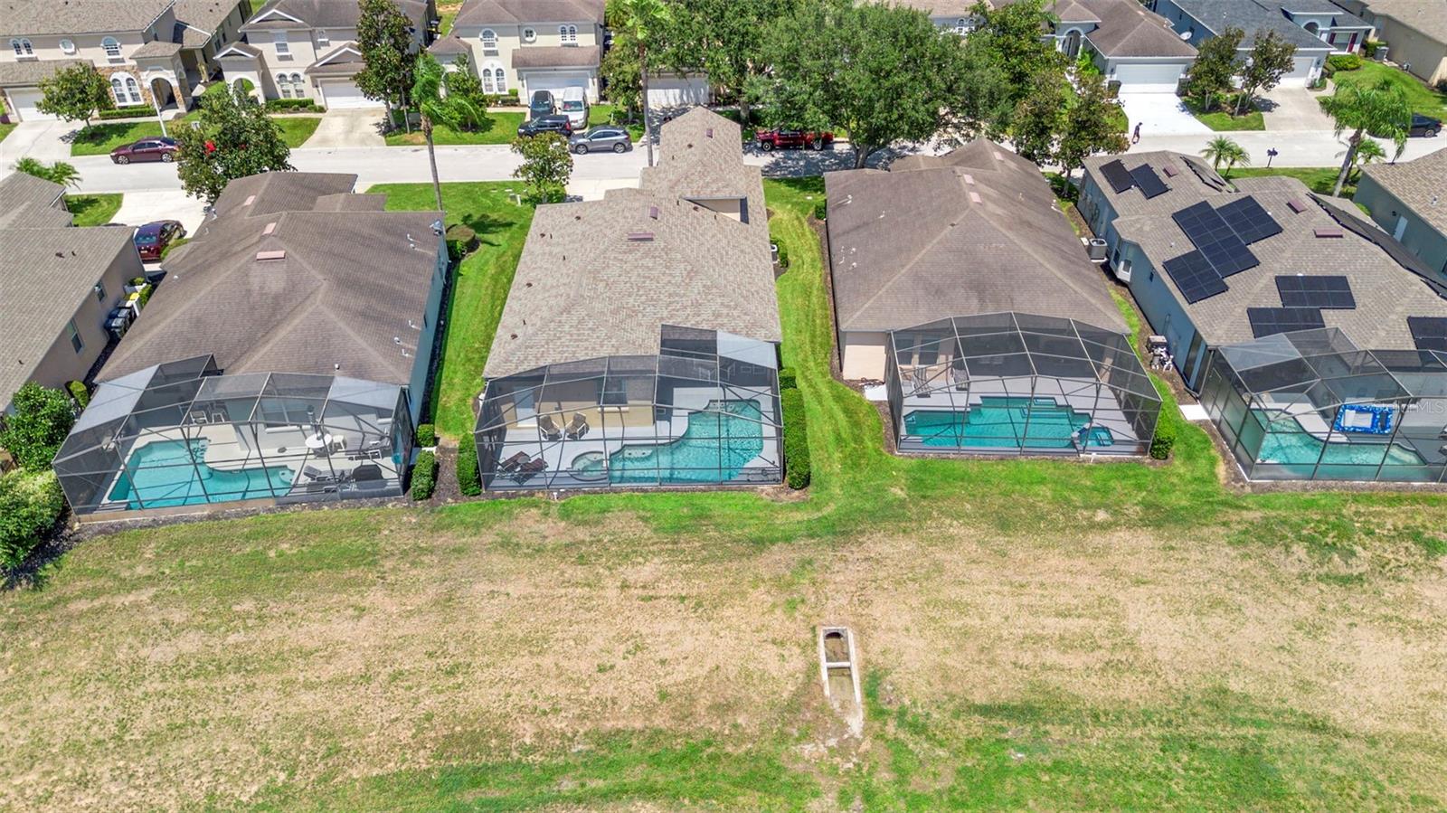 Image 45 of 56 For 253 Calabay Parc Boulevard